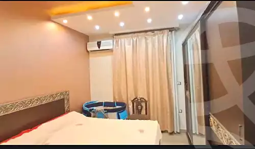 https://aqarmap.com.eg/ar/listing/6876566-for-sale-cairo-6th-of-october-el-ahyaa-neighborhood-2nd-divided-from-al-kafrawei-st