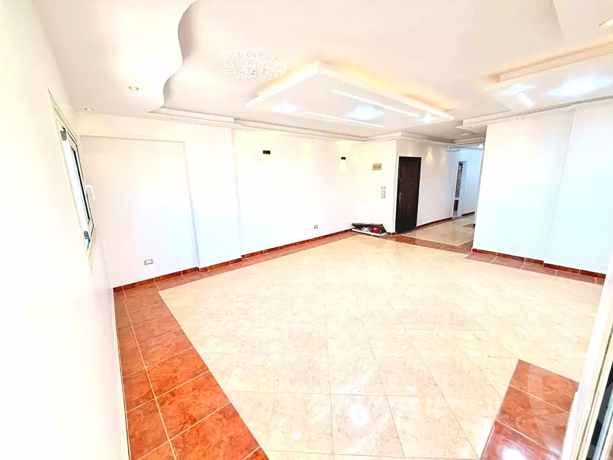 https://aqarmap.com.eg/ar/listing/7269029-for-sale-alexandria-miami-mahmoud-el-isawy-st