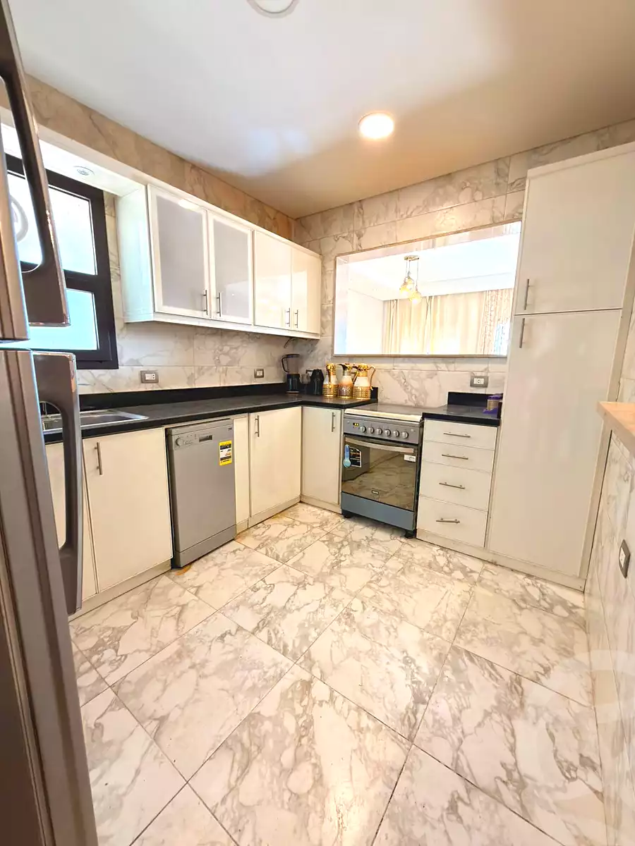 https://aqarmap.com.eg/en/listing/7269692-for-rent-cairo-el-sheikh-zayed-city-compounds-the-courtyard