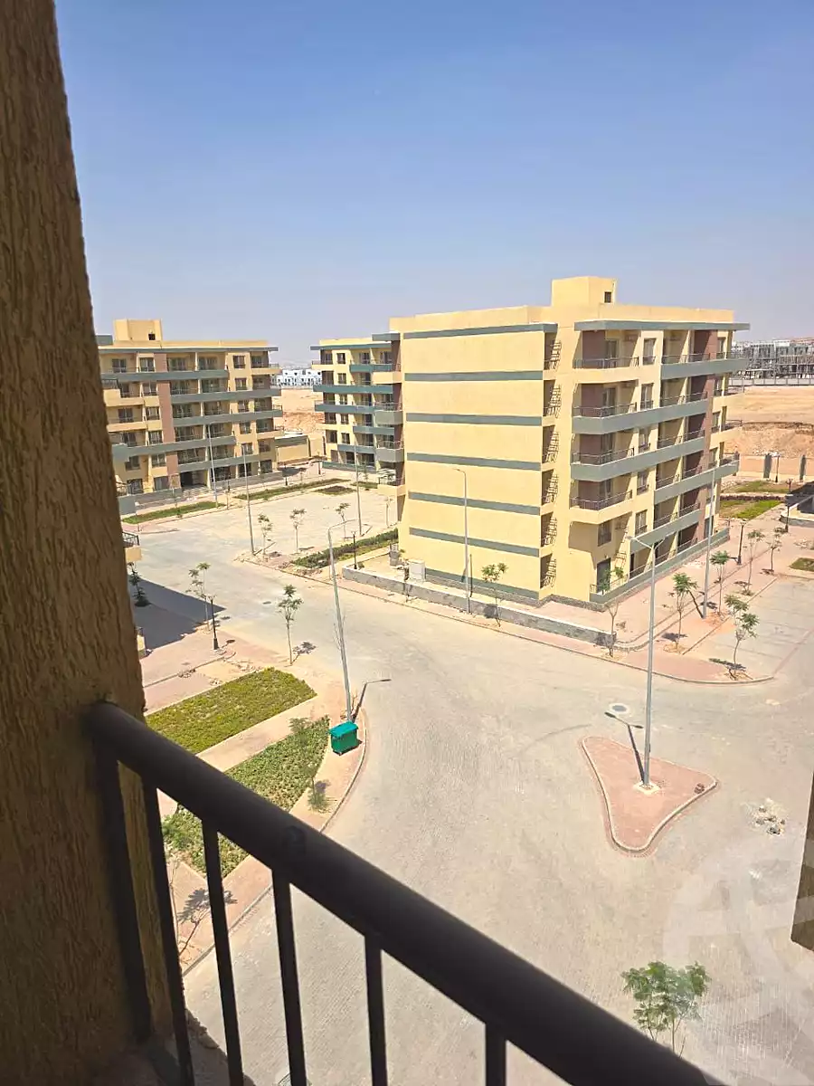 https://aqarmap.com.eg/ar/listing/7269735-for-rent-cairo-6th-of-october-el-tawsaat-el-shamalya-hy-2000-qt