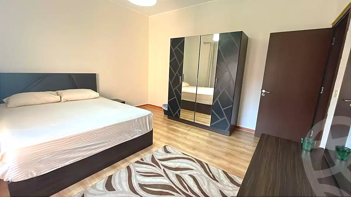 https://aqarmap.com.eg/ar/listing/7269740-for-rent-cairo-el-sheikh-zayed-city-compounds-hy-lnd