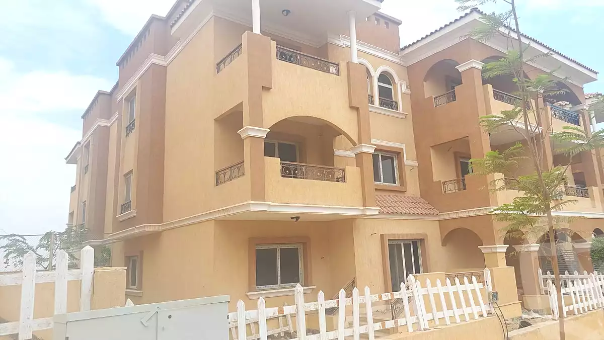 https://aqarmap.com.eg/en/listing/7269748-for-sale-cairo-el-sheikh-zayed-city-compounds-el-khamayel