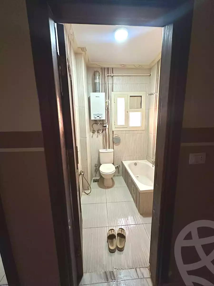 https://aqarmap.com.eg/ar/listing/7269753-for-sale-cairo-6th-of-october-el-ahyaa-neighborhood-5th-no-44-st