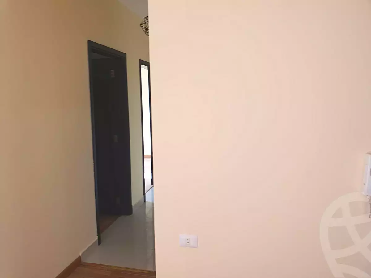 https://aqarmap.com.eg/ar/listing/7269772-for-rent-cairo-el-sheikh-zayed-city-compounds-dh-drys