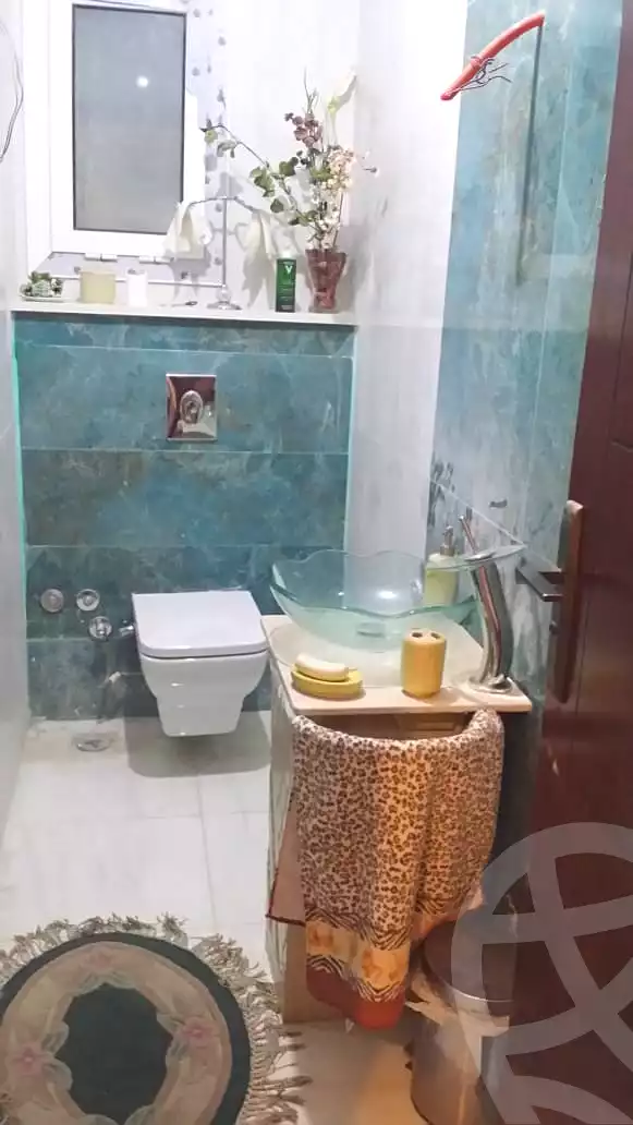 https://aqarmap.com.eg/ar/listing/7270056-for-sale-cairo-new-cairo-compounds-hyde-park-business-district