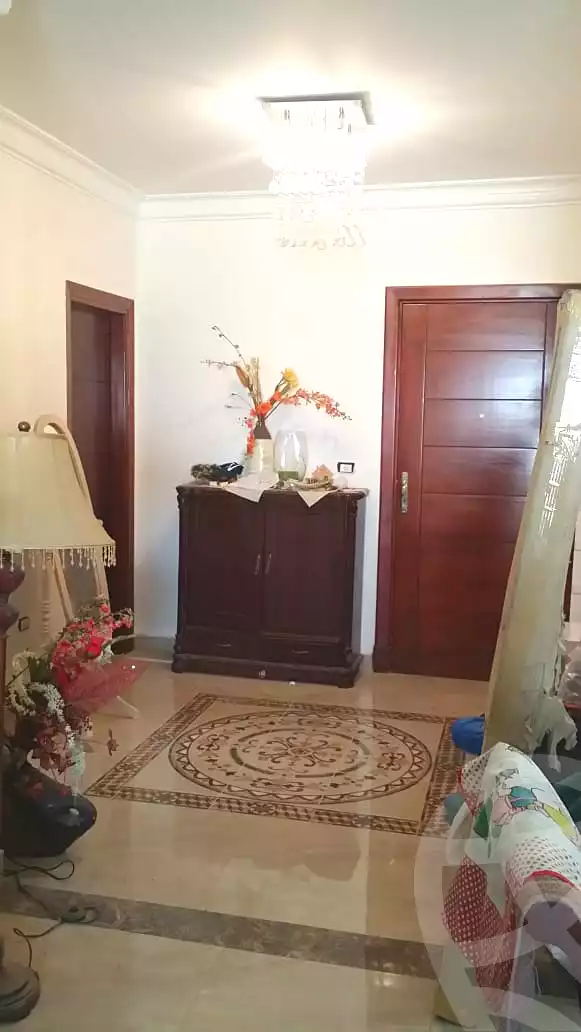 https://aqarmap.com.eg/ar/listing/7270056-for-sale-cairo-new-cairo-compounds-hyde-park-business-district