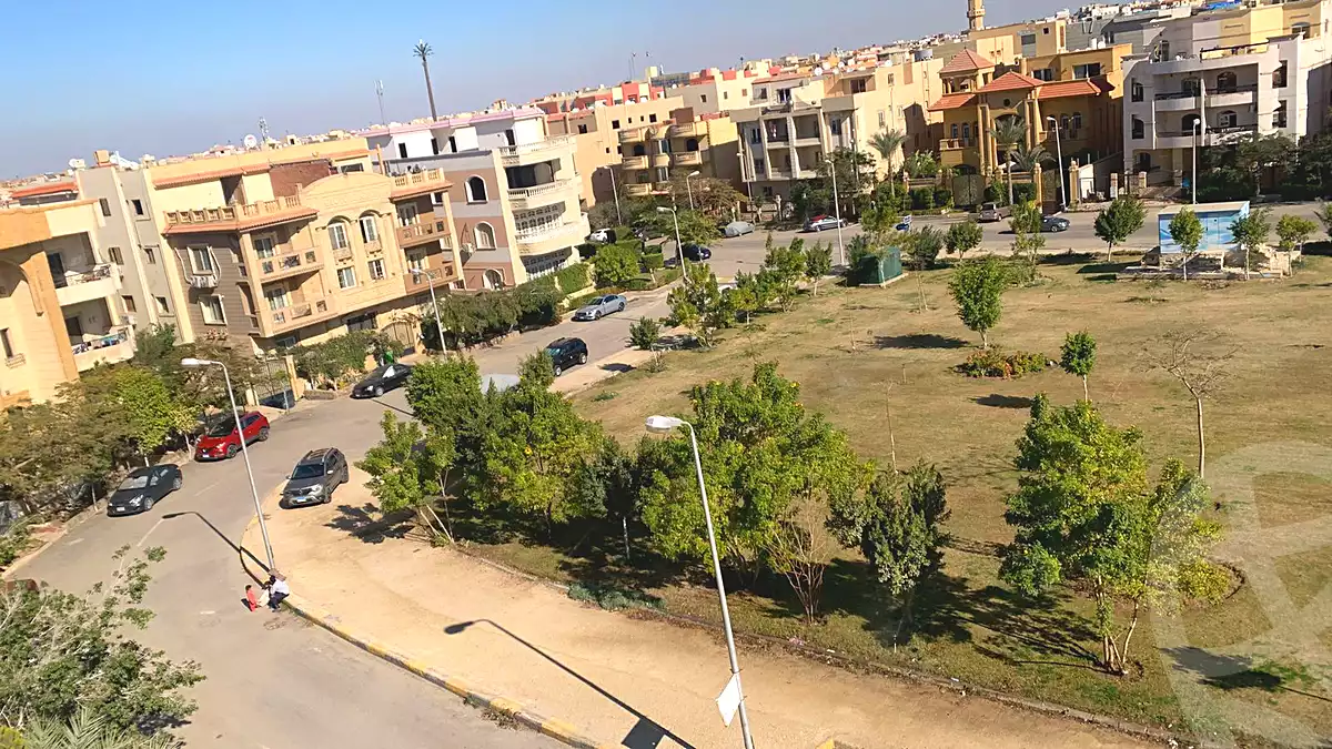 https://aqarmap.com.eg/ar/listing/7270074-for-rent-cairo-new-cairo-ganob-el-akadamiya-south-academy-b-taha-hussein-st