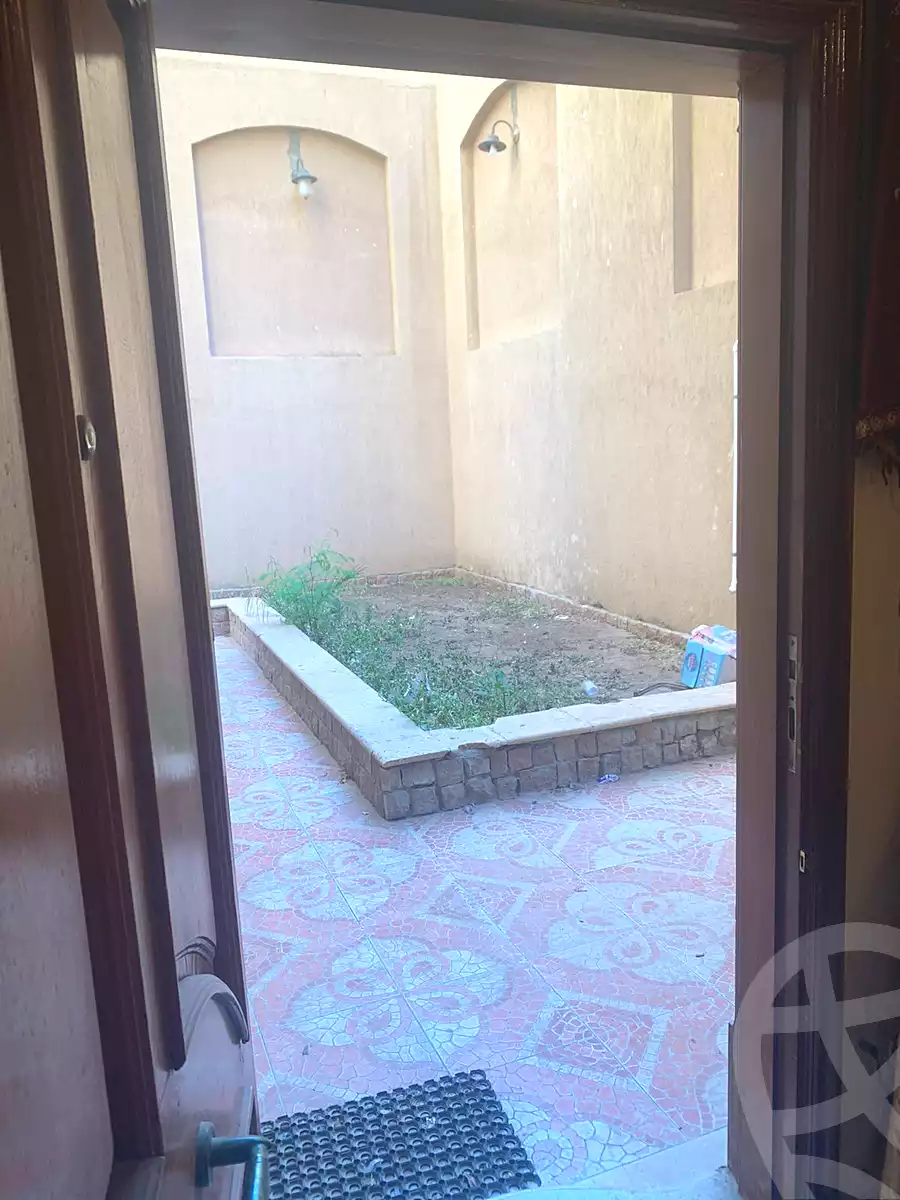 https://aqarmap.com.eg/ar/listing/7270074-for-rent-cairo-new-cairo-ganob-el-akadamiya-south-academy-b-taha-hussein-st