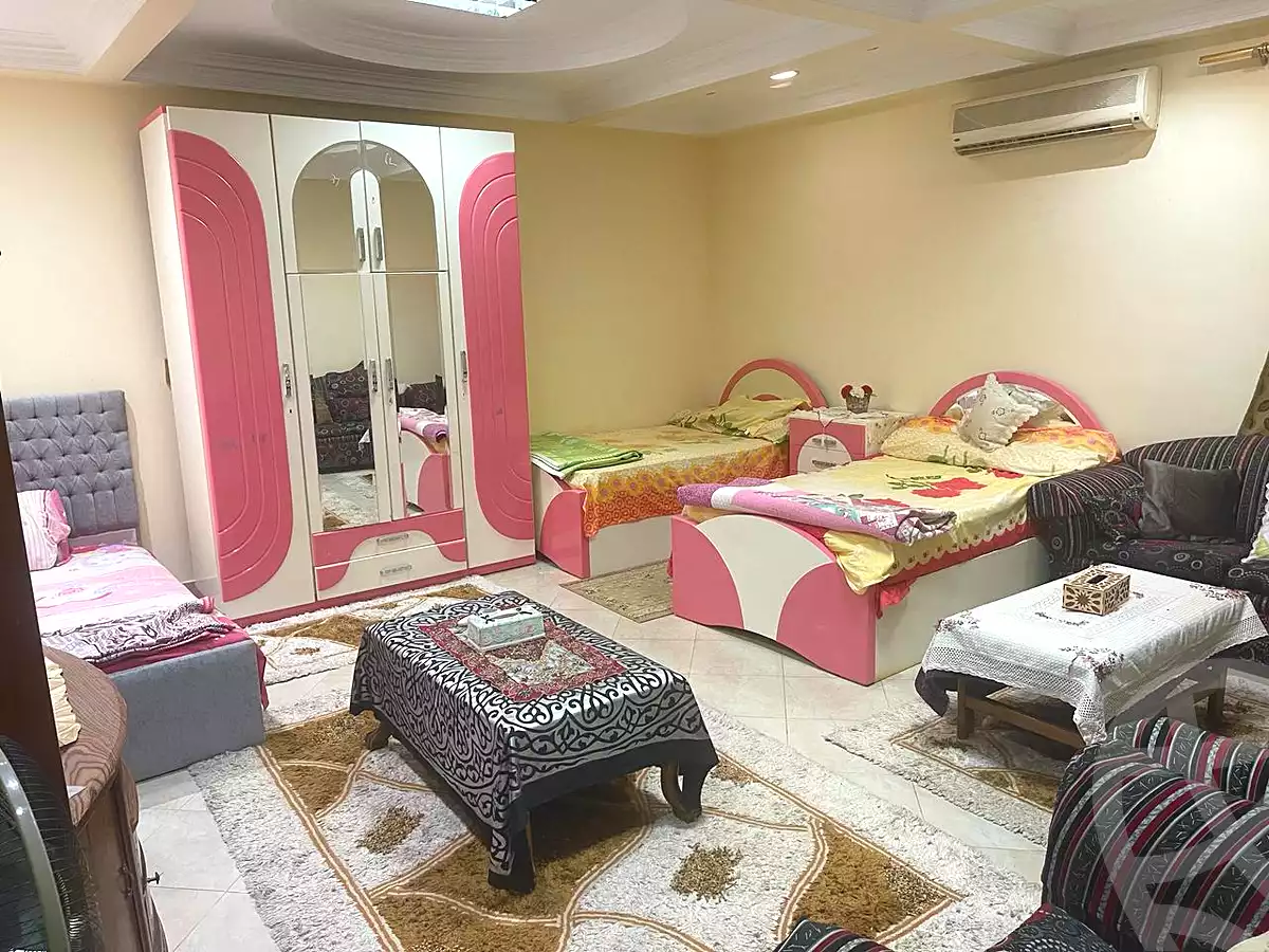 https://aqarmap.com.eg/ar/listing/7270074-for-rent-cairo-new-cairo-ganob-el-akadamiya-south-academy-b-taha-hussein-st