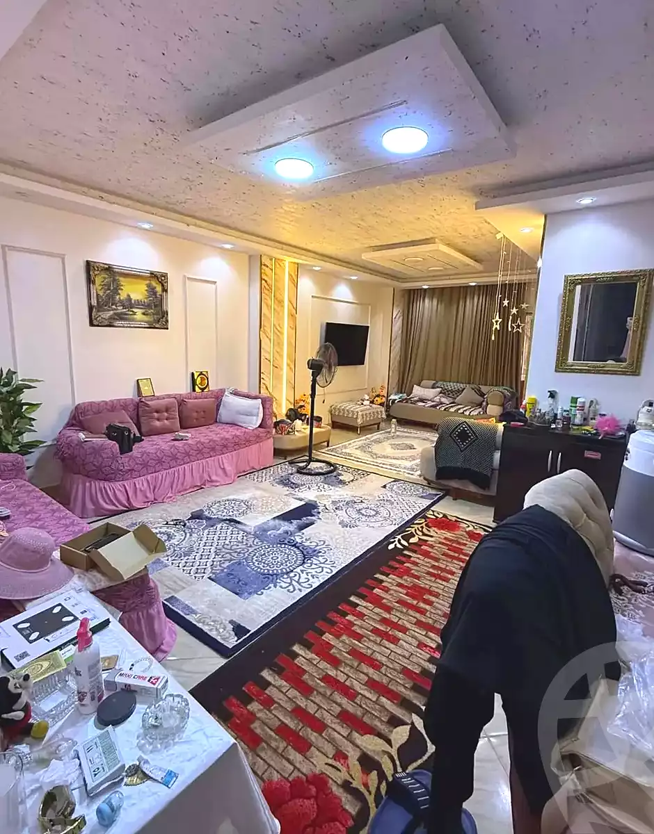 https://aqarmap.com.eg/ar/listing/7270118-for-sale-cairo-el-haram-shareaa-el-talateny