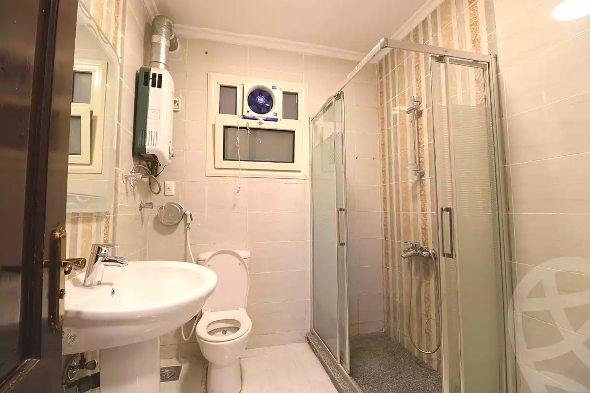https://aqarmap.com.eg/ar/listing/7270204-for-rent-cairo-el-sheikh-zayed-city-compounds-jn-zyd