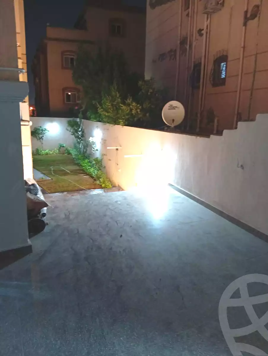 https://aqarmap.com.eg/en/listing/7270369-for-rent-cairo-el-sheikh-zayed-city-el-hay-elsabeaa-lsf