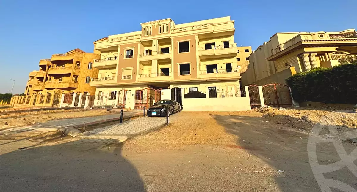 https://aqarmap.com.eg/en/listing/7270389-for-sale-cairo-el-shorouk-h-lnd