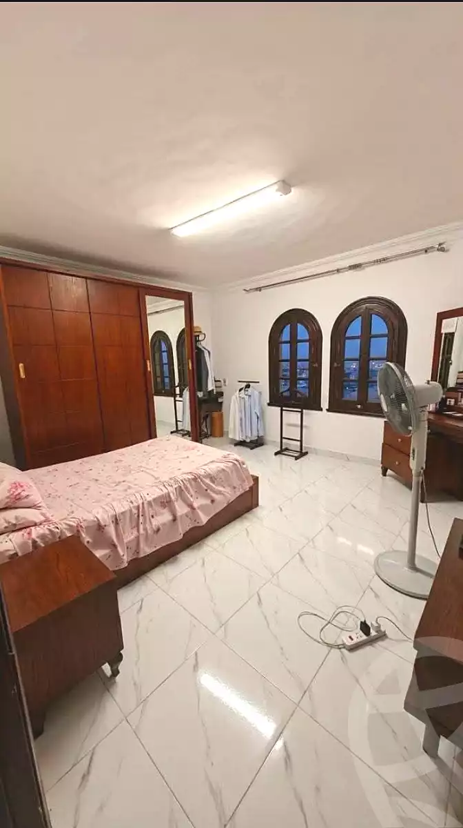 https://aqarmap.com.eg/ar/listing/7270485-for-sale-cairo-helwan-zou-el-fekar-basha-st