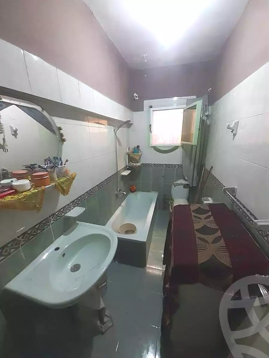 https://aqarmap.com.eg/ar/listing/7270520-for-sale-alexandria-al-agamy-lbytsh-al-zankaloni-st