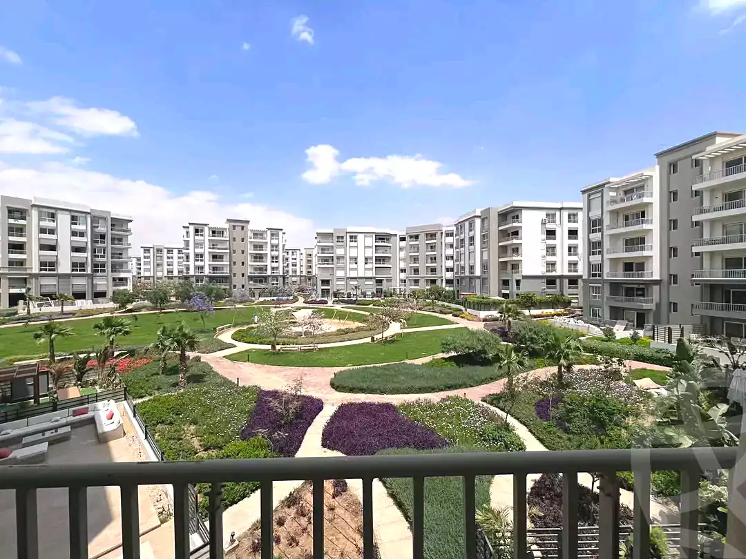https://aqarmap.com.eg/en/listing/7270571-for-sale-cairo-new-cairo-compounds-hyde-park-centre-ville-hyde-park