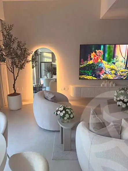 https://aqarmap.com.eg/ar/listing/7270583-for-sale-cairo-new-cairo-compounds-mountain-view-1
