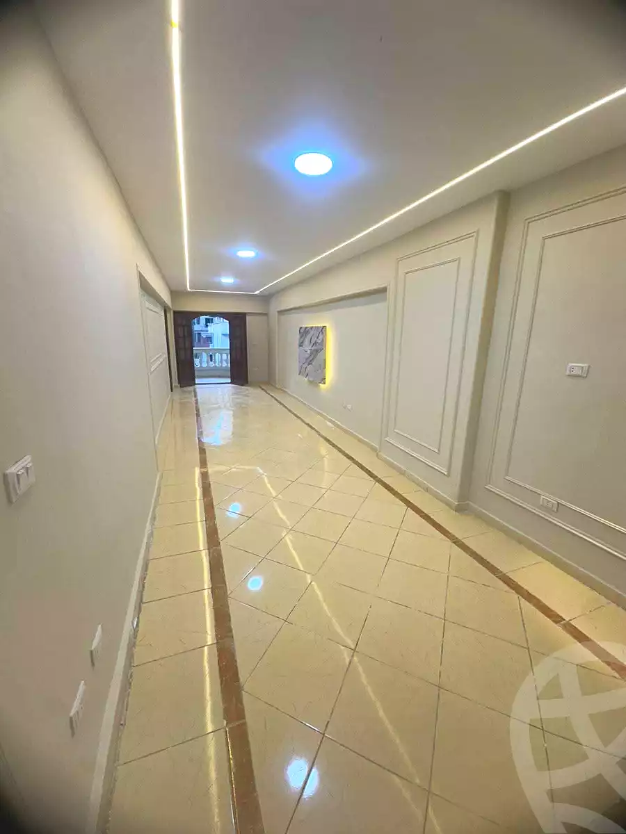 https://aqarmap.com.eg/en/listing/7270683-for-sale-alexandria-miami-street-57