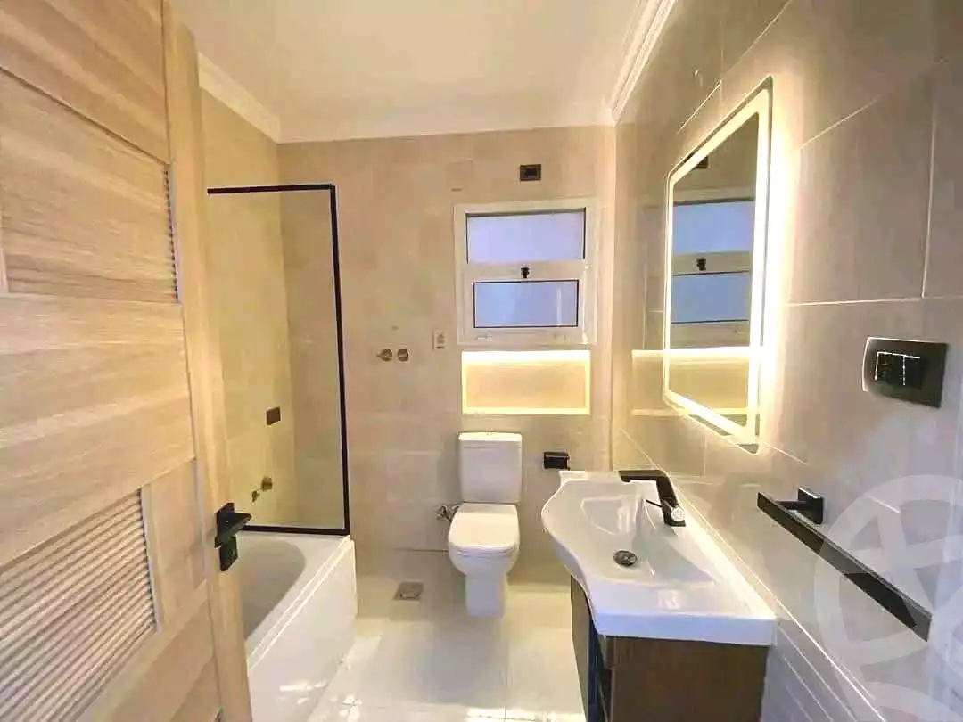 https://aqarmap.com.eg/ar/listing/7270714-for-sale-cairo-new-cairo-compounds-sarai-club-views-sarai-compound