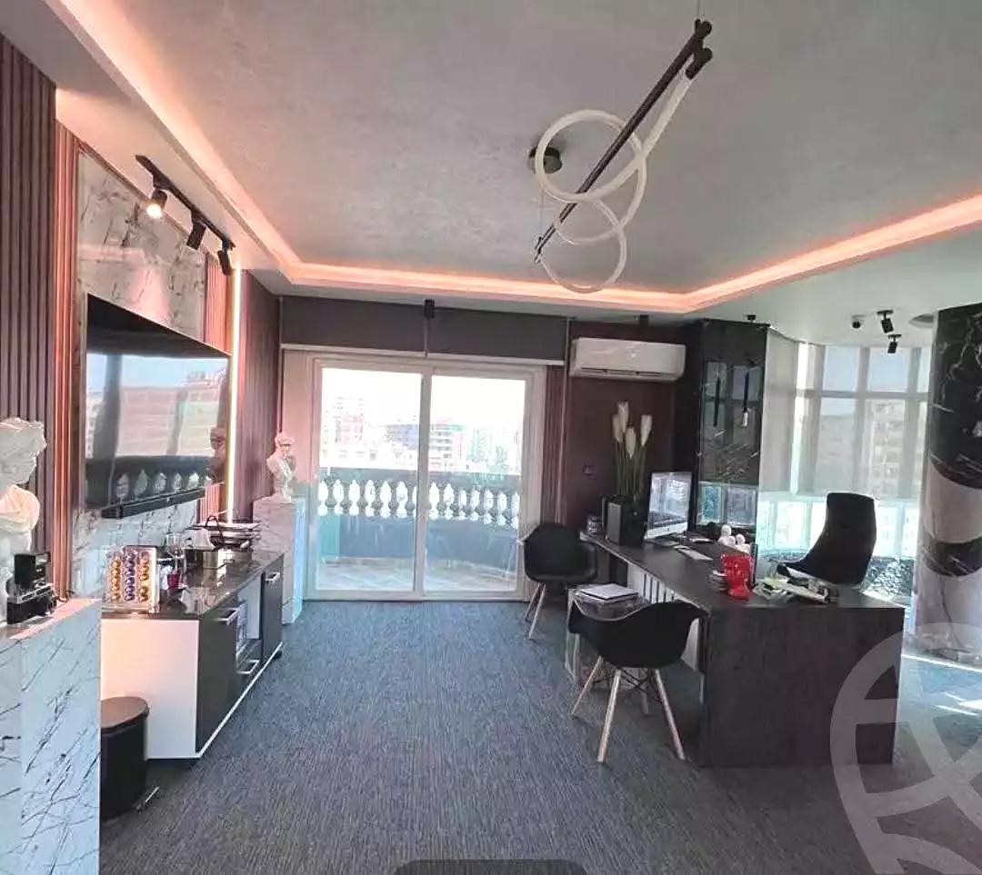 https://aqarmap.com.eg/ar/listing/7270806-for-sale-cairo-helwan-azam-mosque-st