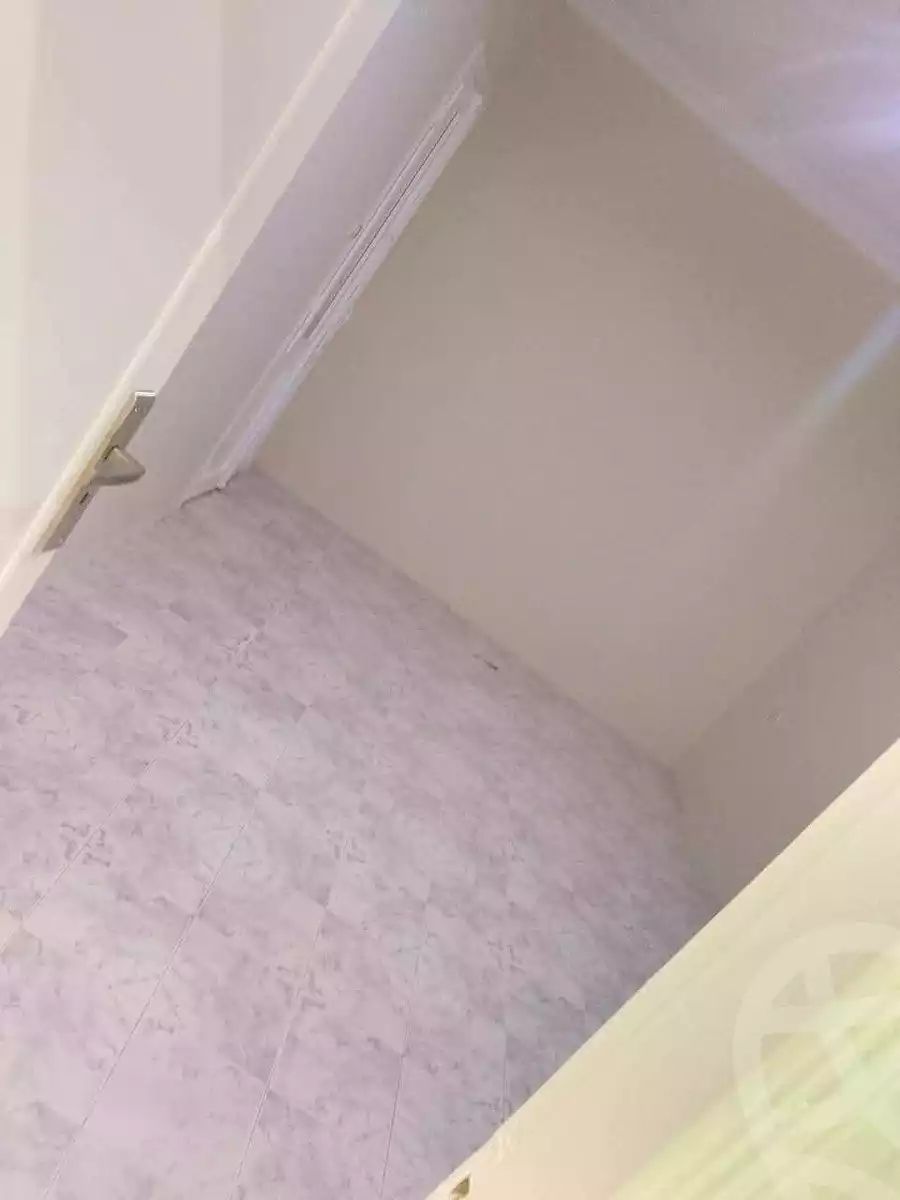 https://aqarmap.com.eg/ar/listing/7270860-for-sale-cairo-helwan-helwan-el-sharkeya-thabit-basha-st