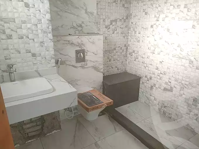 https://aqarmap.com.eg/ar/listing/7270865-for-sale-cairo-new-cairo-compounds-villette-kmbwnd-sky-kwndwz-swdyk-villette