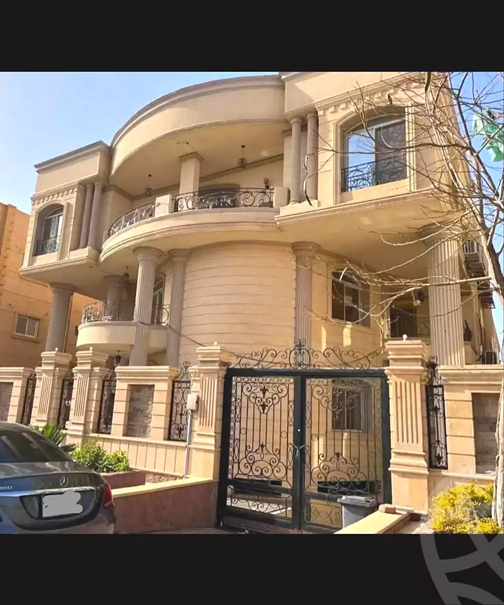 https://aqarmap.com.eg/ar/listing/7270953-for-sale-cairo-new-cairo-el-yassamin-el-yasmeen-3-mohamed-rahim-st