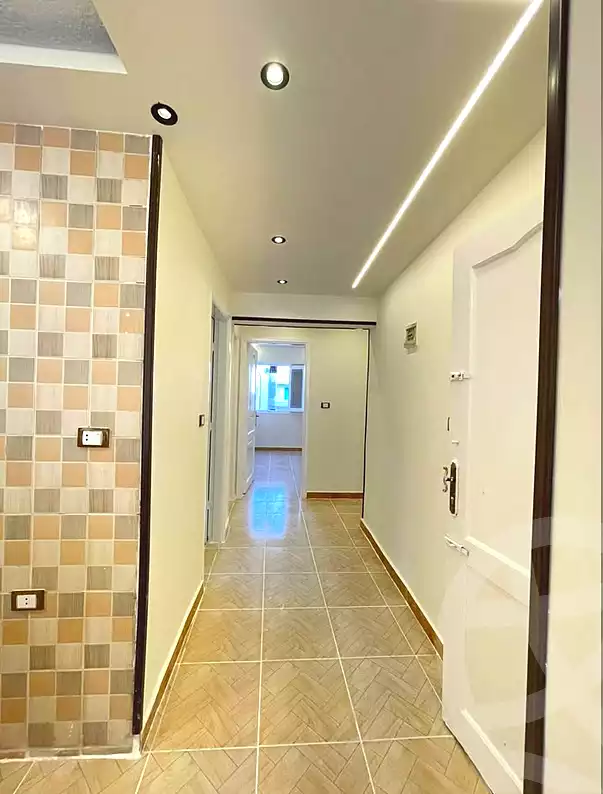 https://aqarmap.com.eg/ar/listing/7271133-for-sale-alexandria-al-agamy-shataa-el-nakheel-street-57