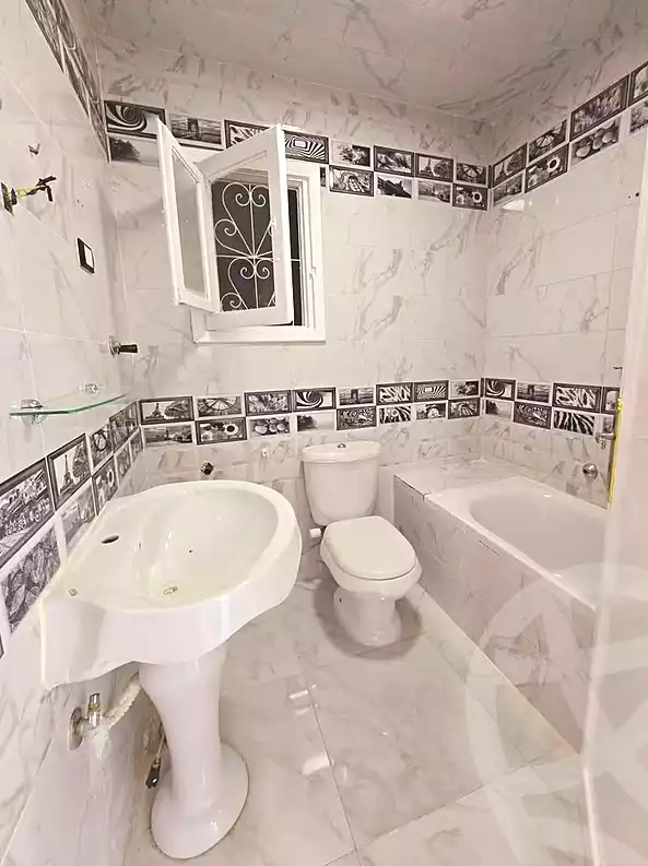 https://aqarmap.com.eg/en/listing/7271387-for-sale-alexandria-al-agamy-shataa-el-nakheel