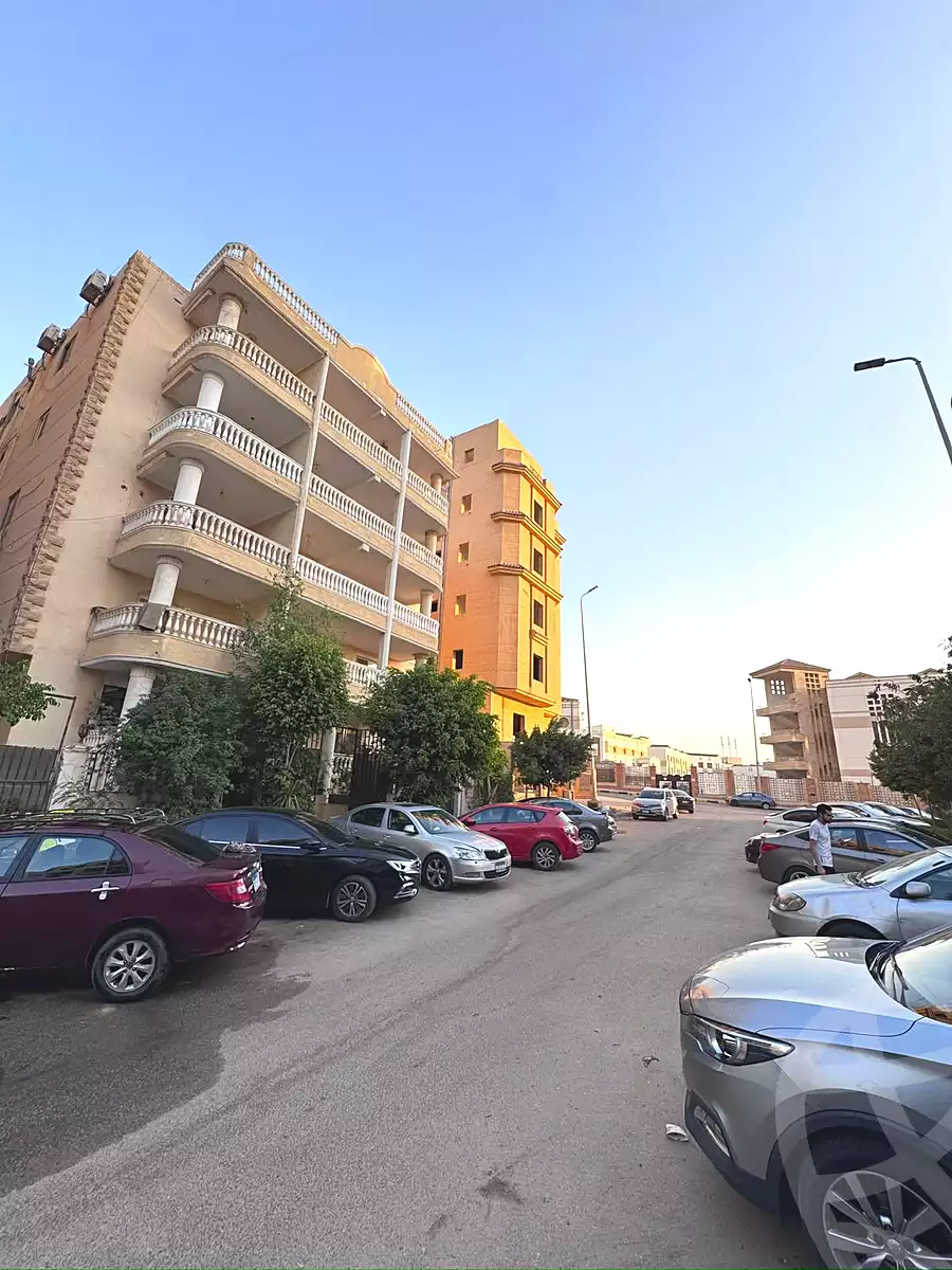 https://aqarmap.com.eg/ar/listing/7271421-for-sale-cairo-new-cairo-el-ahyaa-fifth-neighborhood-street-21