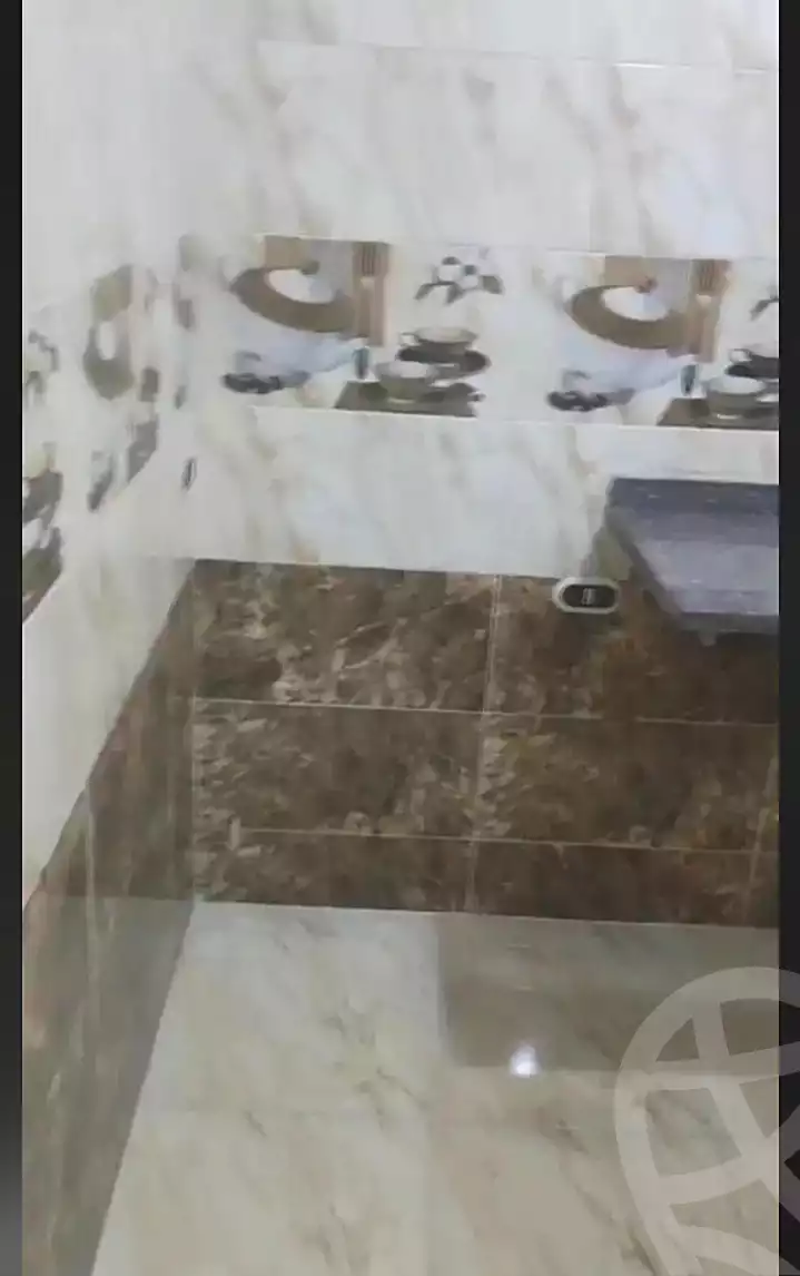 https://aqarmap.com.eg/ar/listing/7271512-for-sale-alexandria-el-asafra-shr-45