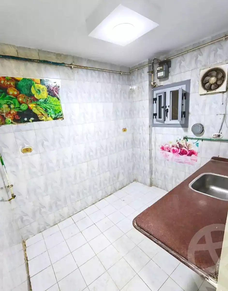 https://aqarmap.com.eg/ar/listing/7271548-for-sale-alexandria-al-agamy-el-hanouvel