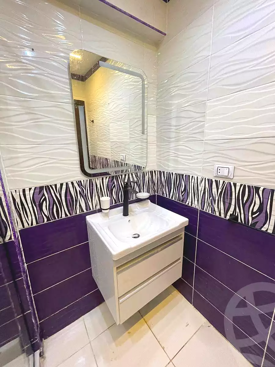 https://aqarmap.com.eg/ar/listing/7271849-for-sale-alexandria-al-agamy-lbytsh-shahr-al-assal-st