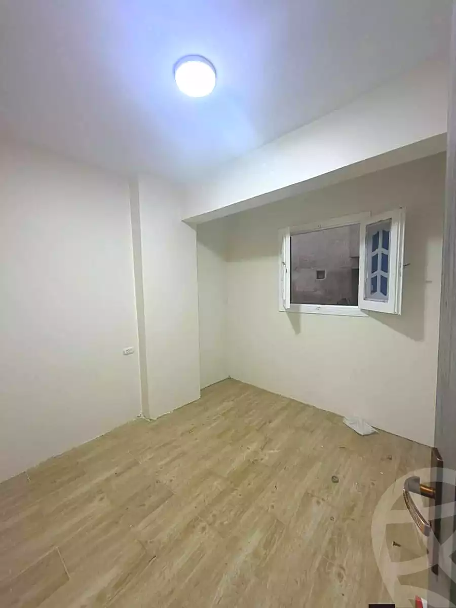 https://aqarmap.com.eg/ar/listing/7271892-for-sale-alexandria-al-agamy-lbytsh-shahr-al-assal-st