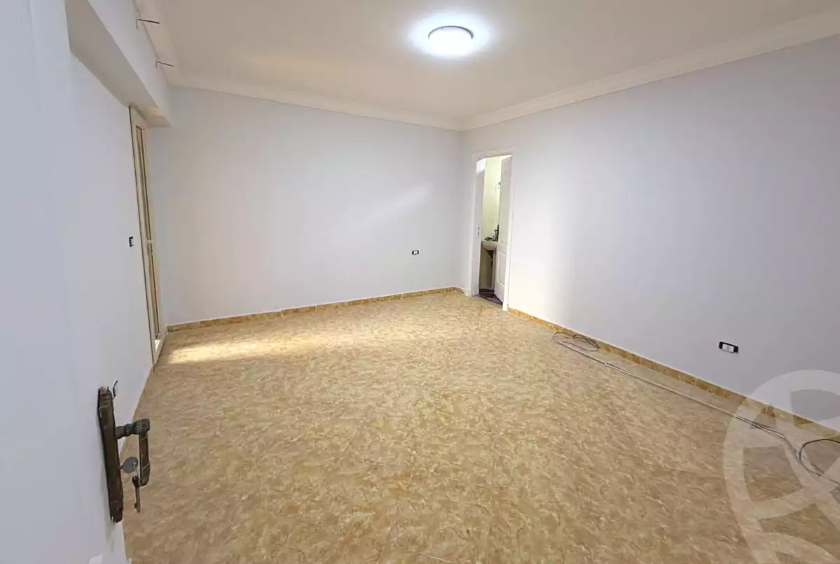 https://aqarmap.com.eg/en/listing/7271991-for-sale-alexandria-el-montazah-compounds-in-el-montazah-flwrns-myj-mwl-mrsyly-jrwb