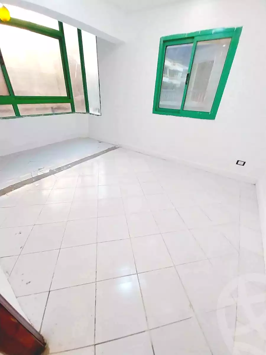 https://aqarmap.com.eg/ar/listing/7272104-for-sale-alexandria-al-agamy-shataa-el-nakheel-street-37