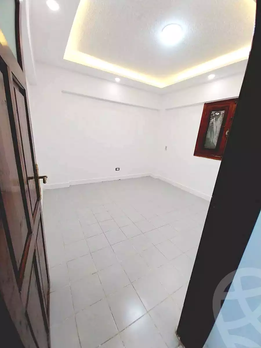 https://aqarmap.com.eg/ar/listing/7272104-for-sale-alexandria-al-agamy-shataa-el-nakheel-street-37