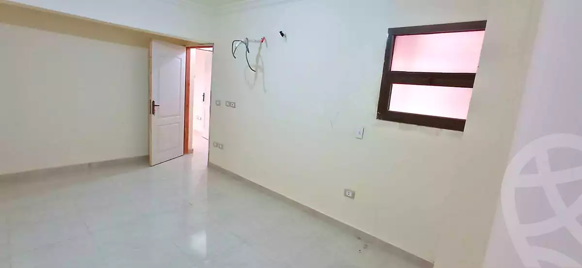 https://aqarmap.com.eg/ar/listing/7272116-for-sale-cairo-helwan-mnshy-yn-hlwn-mansour-st