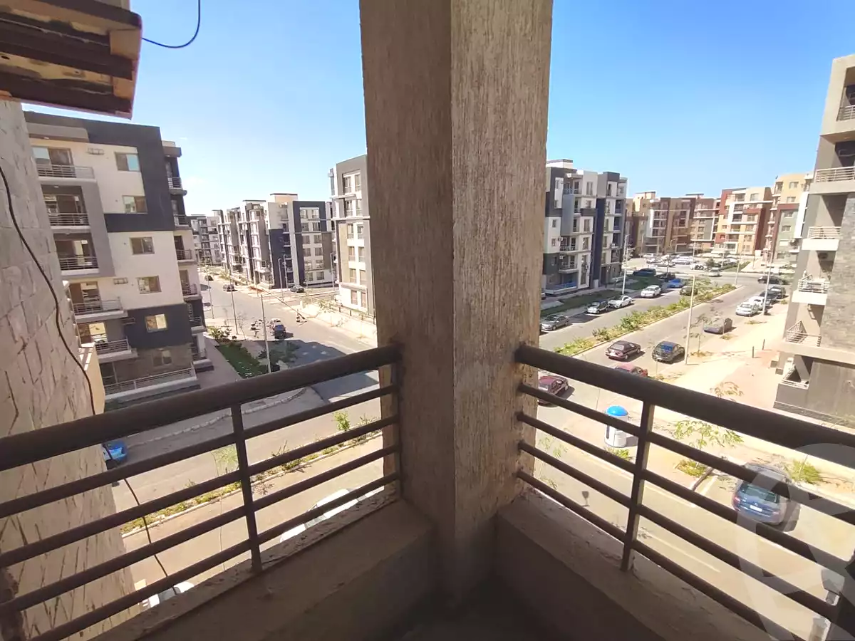 https://aqarmap.com.eg/en/listing/7272213-for-rent-cairo-6th-of-october-compounds-jn-ktwbr