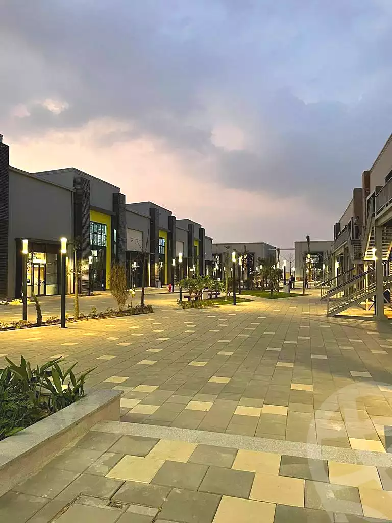 https://aqarmap.com.eg/ar/listing/7273036-for-sale-cairo-new-cairo-compounds-district-5-d-park-district-5-compound-marakez