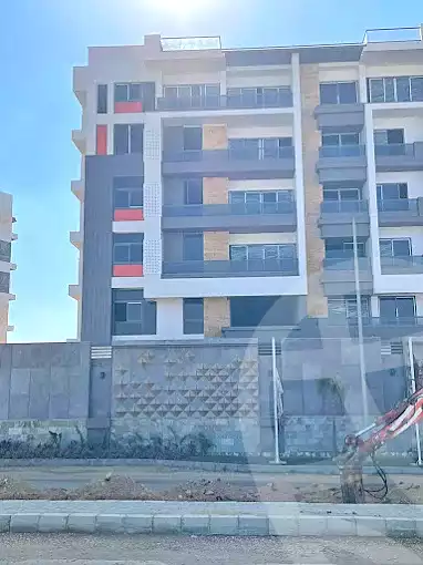 https://aqarmap.com.eg/en/listing/7273105-for-sale-cairo-new-cairo-compounds-dh-ykwn-2-ryzydns-styl-hwm