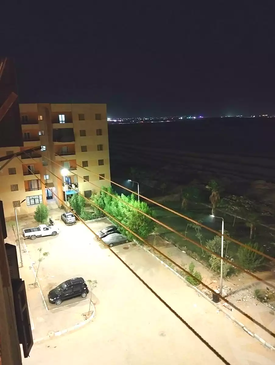 https://aqarmap.com.eg/ar/listing/7273190-for-sale-cairo-6th-of-october-hadaeq-october-1185-building-project