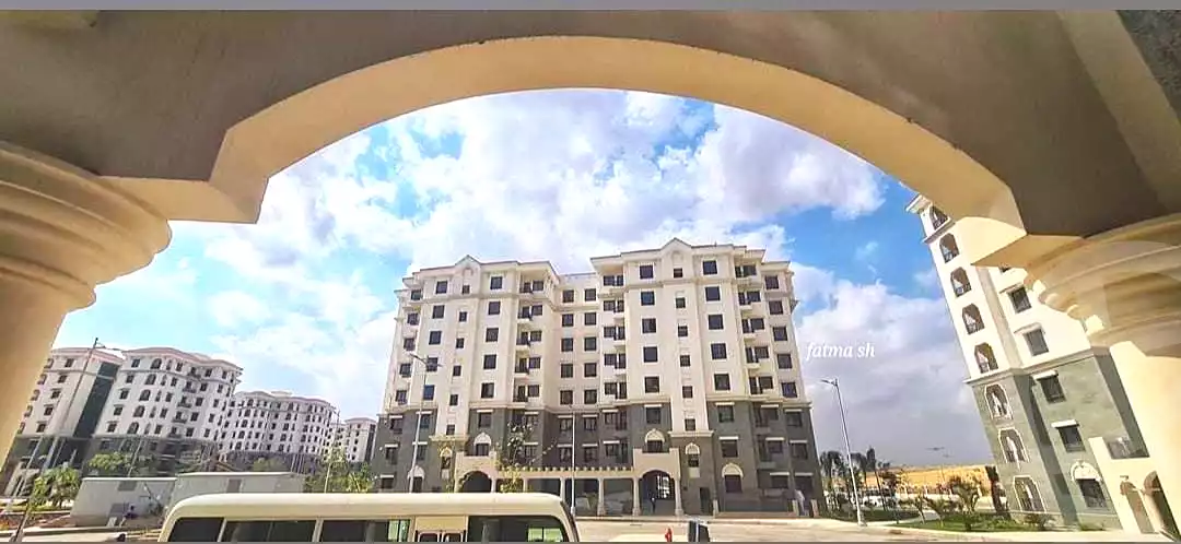 https://aqarmap.com.eg/en/listing/7273203-for-sale-cairo-new-administrative-capital-r7-celia-mntq-l-mrt-1