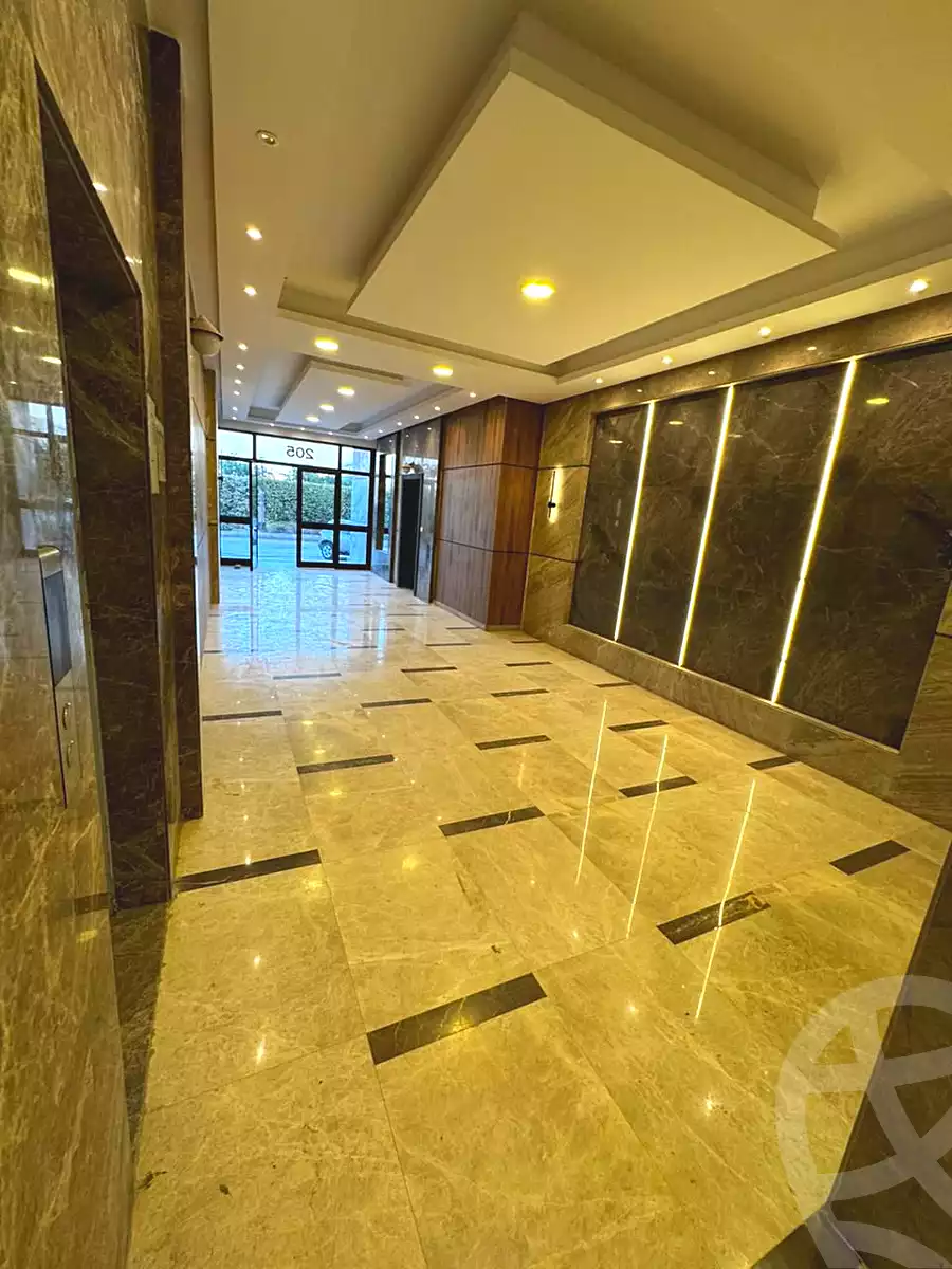 https://aqarmap.com.eg/ar/listing/7273239-for-sale-cairo-el-shorouk-compounds-aljar-british-district-compound