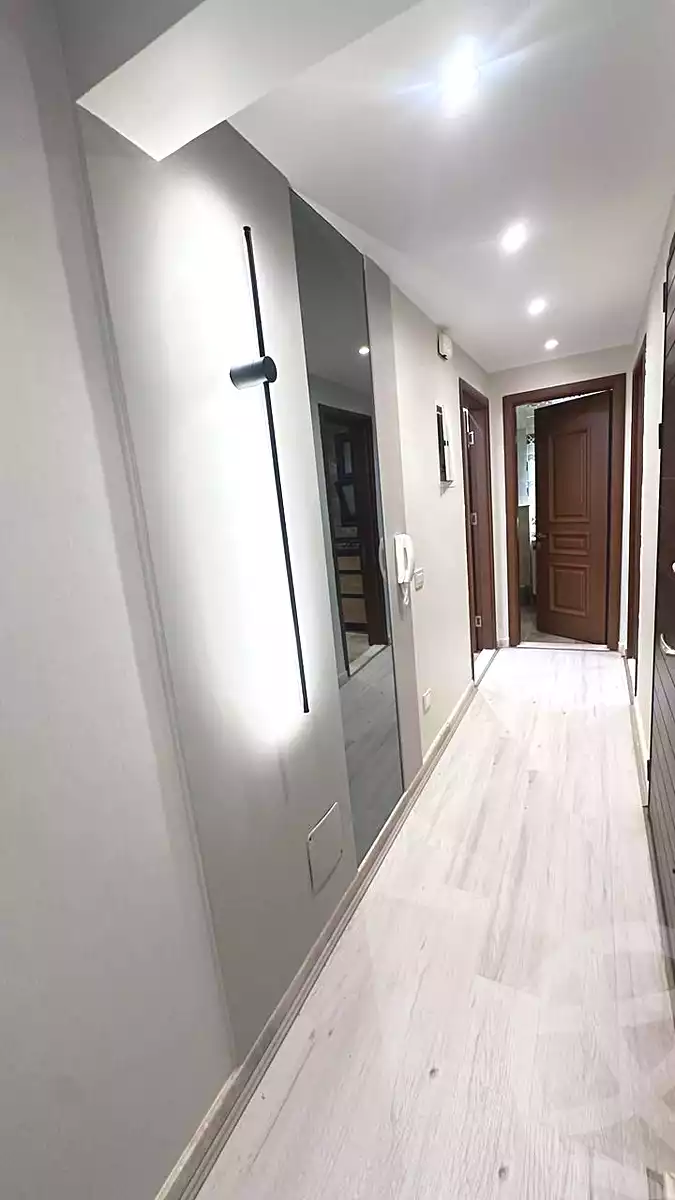 https://aqarmap.com.eg/ar/listing/7273269-for-sale-cairo-el-shorouk-compounds-aljar-british-district-compound
