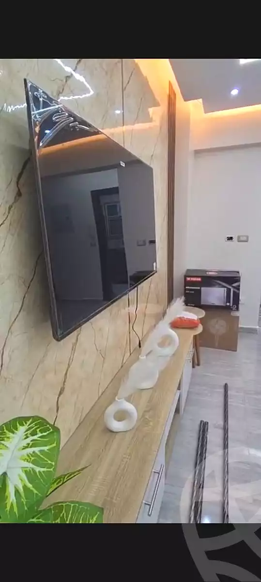 https://aqarmap.com.eg/en/listing/7273345-for-rent-cairo-6th-of-october-compounds-jn-ktwbr