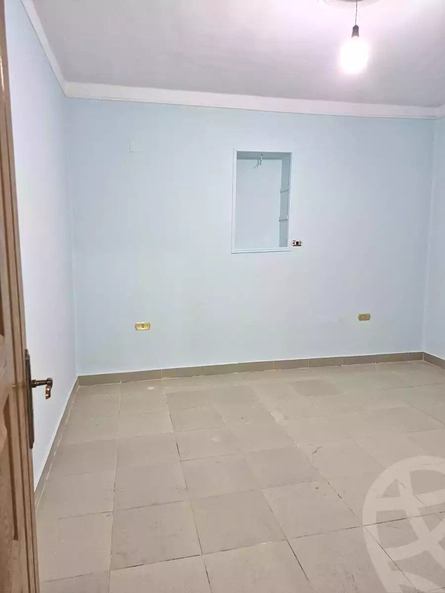 https://aqarmap.com.eg/ar/listing/7273866-for-sale-cairo-15th-of-may-mjwr-7