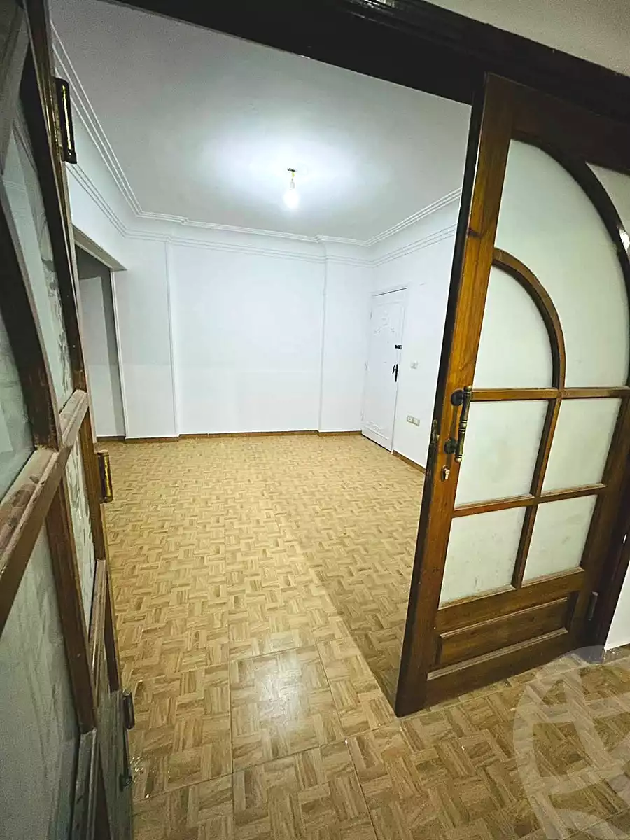 https://aqarmap.com.eg/en/listing/7273991-for-rent-cairo-el-haram-madkor