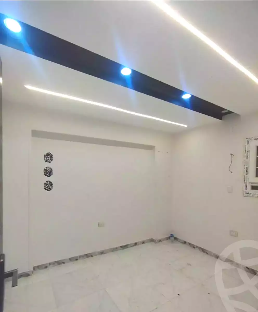 https://aqarmap.com.eg/ar/listing/7273992-for-sale-alexandria-al-agamy-el-hanouvel-el-kholafaa-el-rashdeen-st