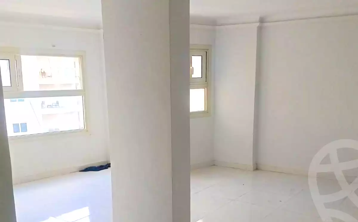 https://aqarmap.com.eg/ar/listing/7274413-for-sale-alexandria-sydy-bshr